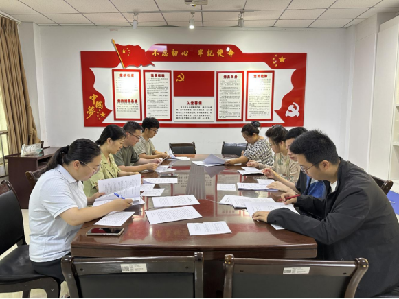 教育与艺术学院开展 2024-2025 学年第二学期辅导员工作典型案例评比活动