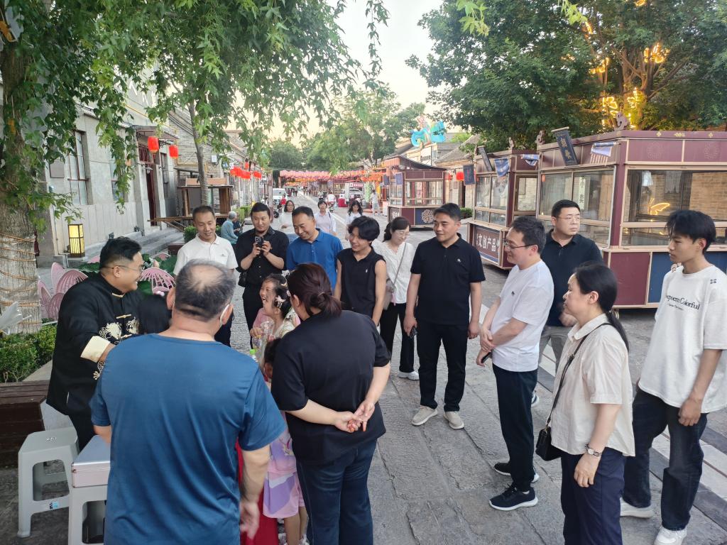 教育与艺术学院赴淇县开展访企拓岗活动