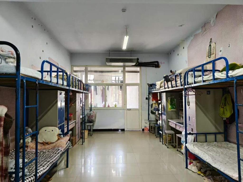 教育与艺术学院开展寝室卫生评比活动